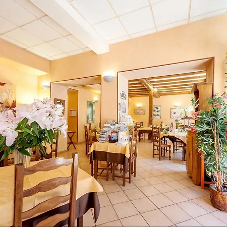 Le Clement Hotel