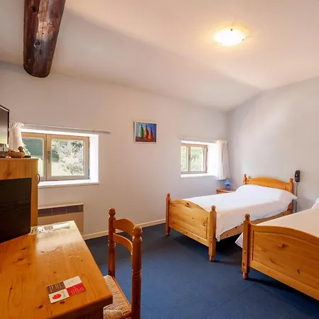 Le Clement 2* Saint-Clement-sur-Valsonne